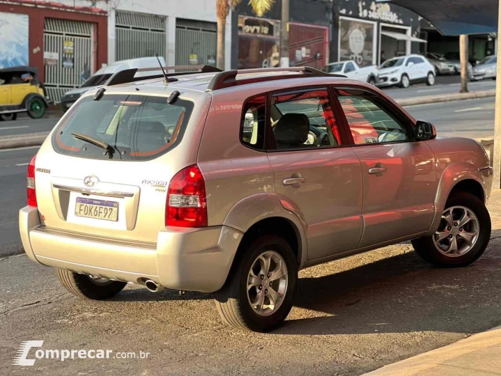 TUCSON 2.0 MPFI GLS BASE 16V 143CV 2WD FLEX 4P AUTOMÁTICO