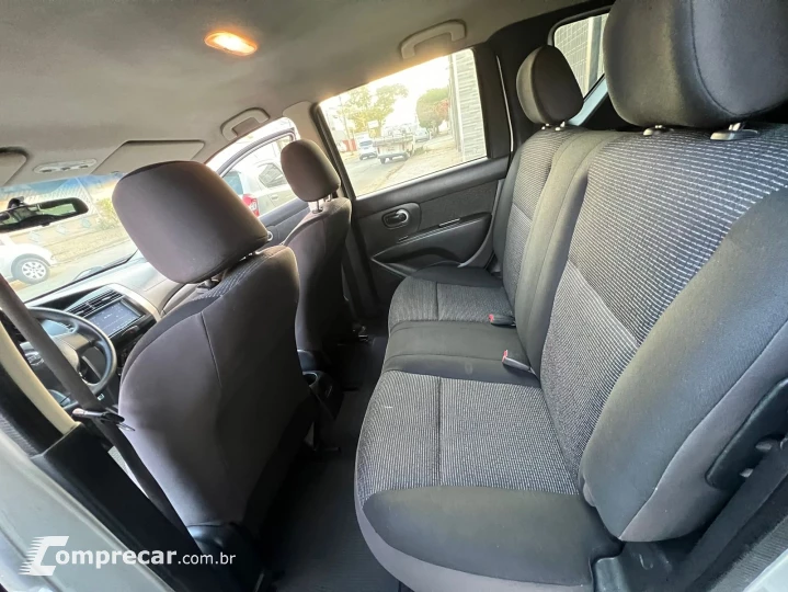 LIVINA 1.6 S 16V