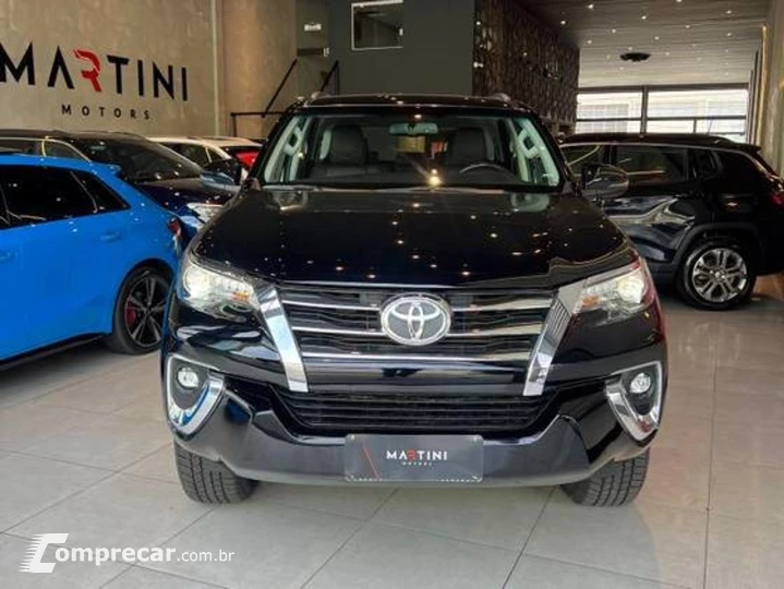 HILUX SW4 srx 7 lugares