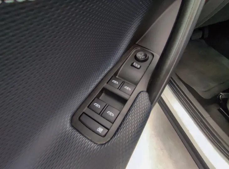 TRACKER 1.2 Turbo Premier