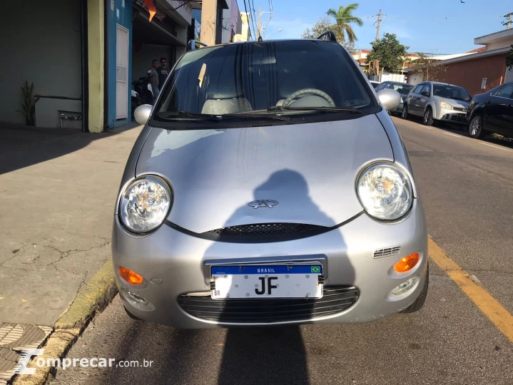 QQ 1.1 MPFI 16V