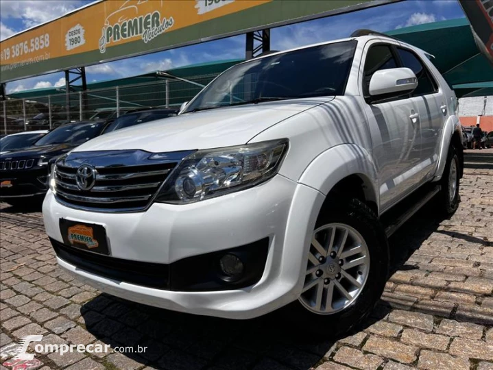 HILUX SW4 2.7 SR 4X2 16V