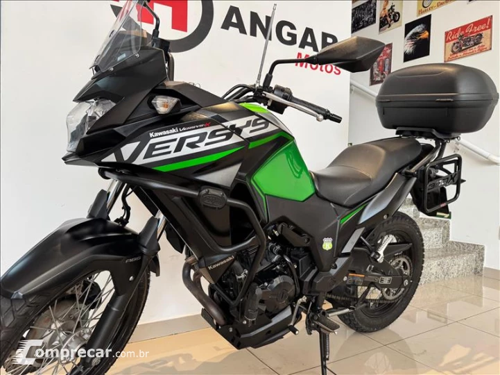 VERSYS-X 300