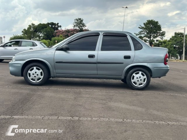 CLASSIC - 1.0 MPFI SPIRIT 8V 4P MANUAL