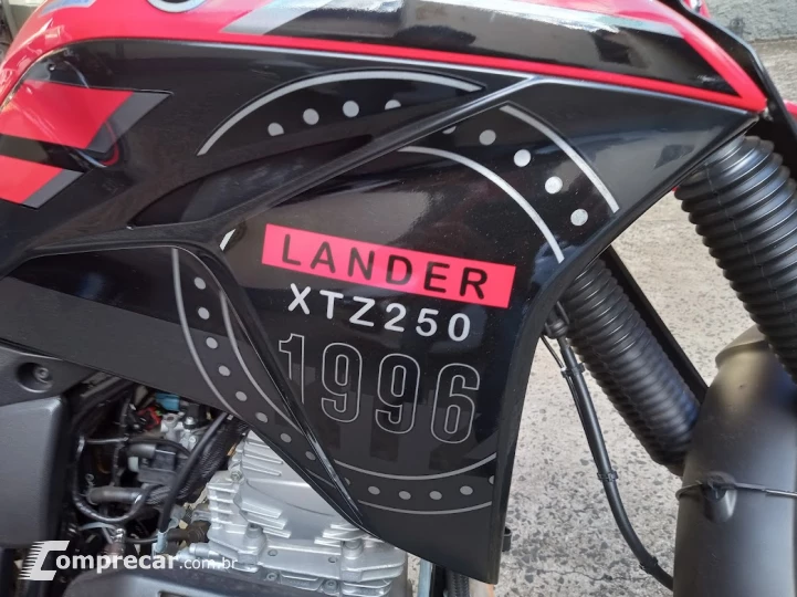 XTZ 250 LANDER