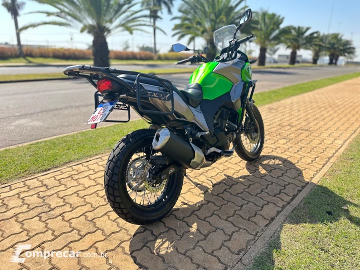 VERSYS-X 300