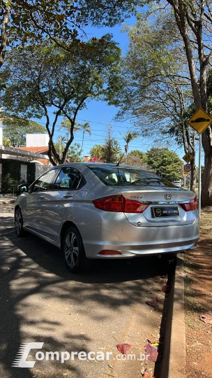 CITY 1.5 LX Sedan 16V
