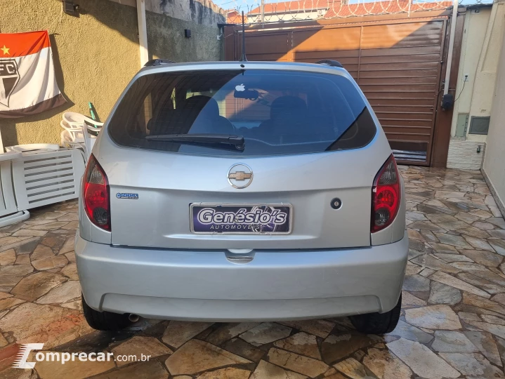 CELTA 1.0 MPFI Spirit 8V