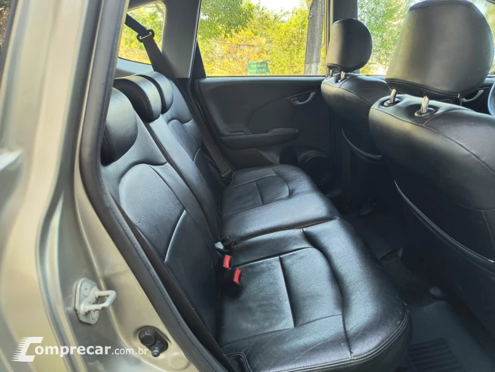 FIT 1.4 LX 16V