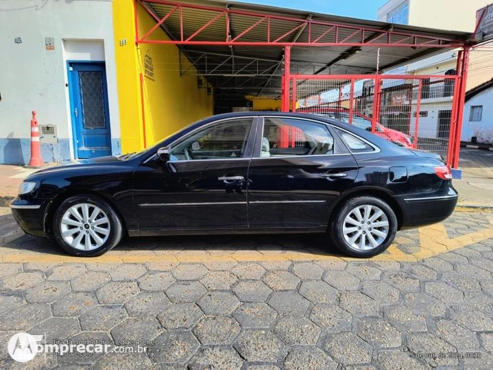 AZERA 3.3 MPFI GLS Sedan V6 24V