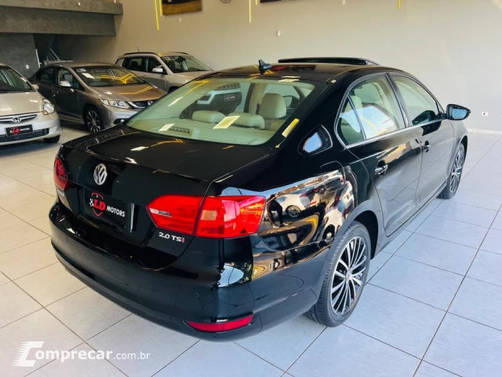 JETTA 2.0 TSI HIGHLINE 200CV GASOLINA 4P TIPTRONIC