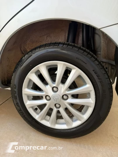 Etios Hatch 1.5 XLS