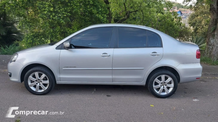 POLO SEDAN 1.6 MI Comfortline 8V