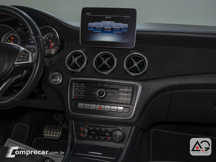 GLA 250 2.0 16V Turbo Sport