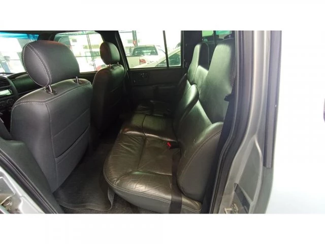 S10 - 2.4 MPFI EXECUTIVE 4X2 CD 8V 4P MANUAL