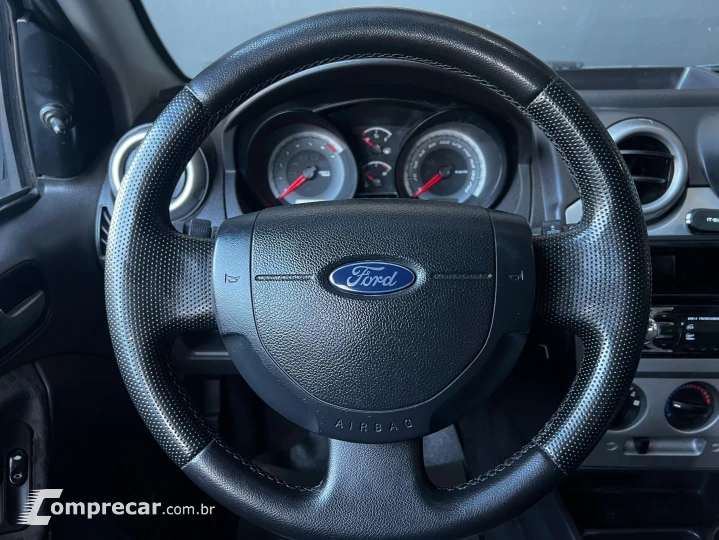 FIESTA 1.6 SE SEDAN 16V FLEX 4P MANUAL