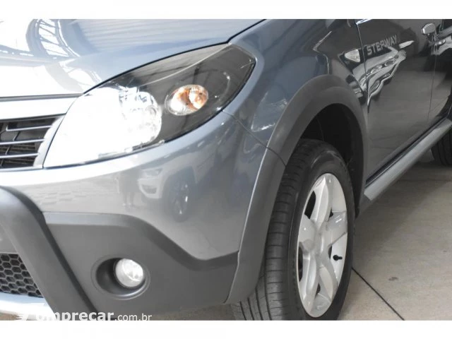 SANDERO - 1.6 STEPWAY 16V 4P MANUAL