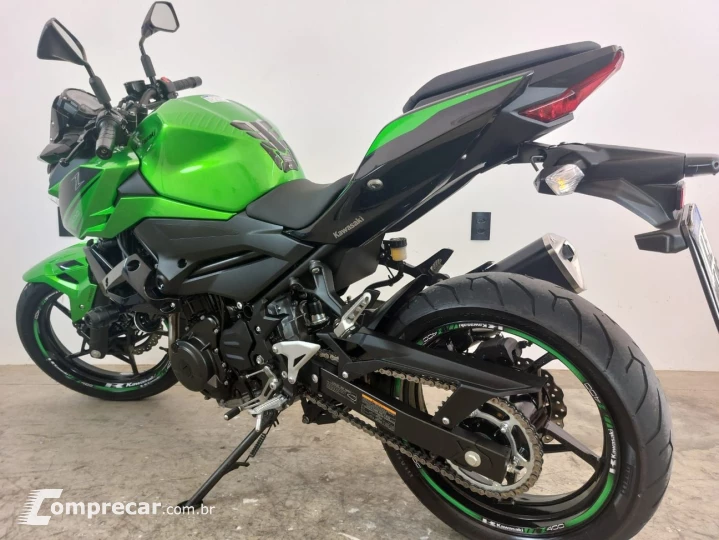 KAWASAKI Z400