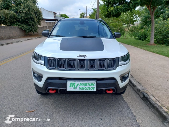 COMPASS 2.0 16V Trailhawk 4X4