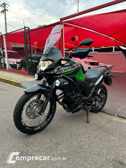 Versys 300 TOURER