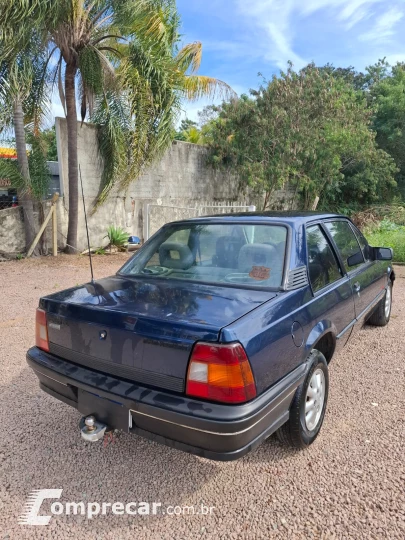 MONZA 1.8 EFI GL 8V