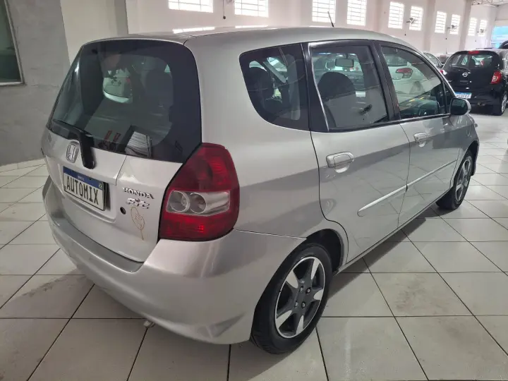 FIT 1.4 LX 16V