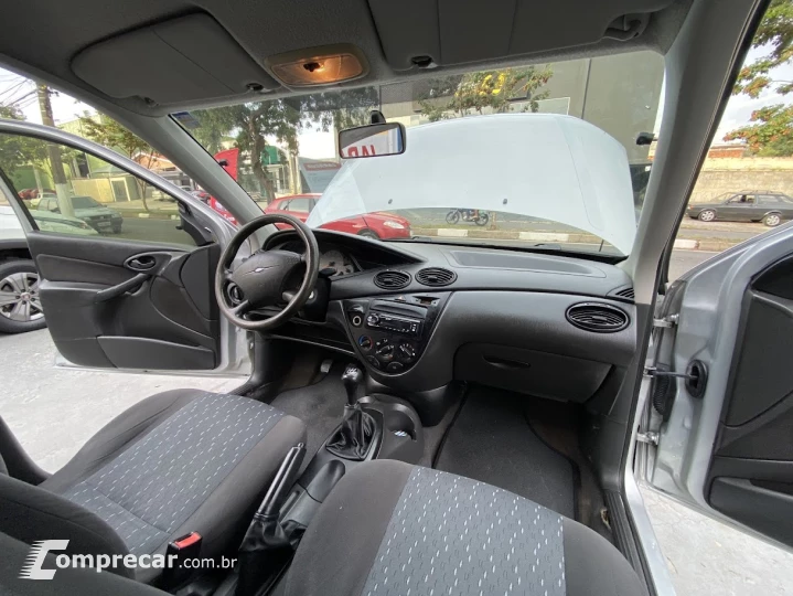 FOCUS 1.6 8V