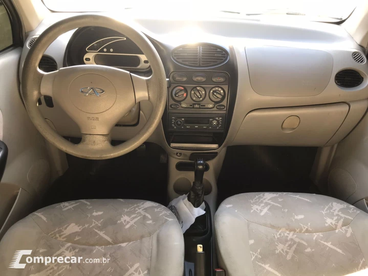 QQ 1.1 MPFI 16V