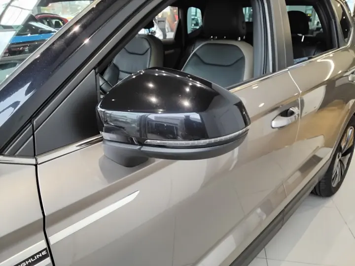 TAOS 1.4 250 TSI TOTAL FLEX HIGHLINE AUTOMÁTICO