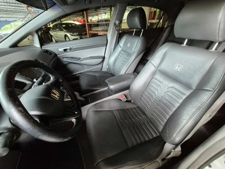 CIVIC 1.8 LXS 16V GASOLINA 4P AUTOMÁTICO