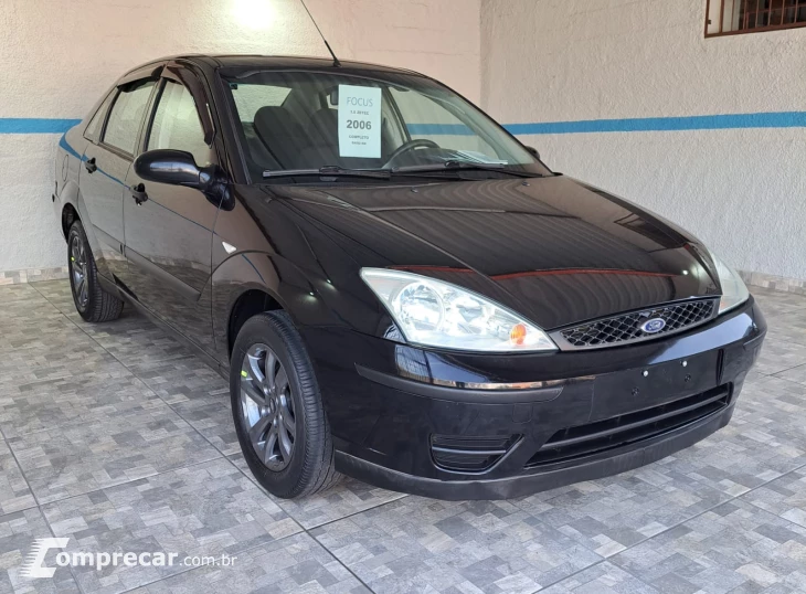 FOCUS 1.6 GL Sedan 8V