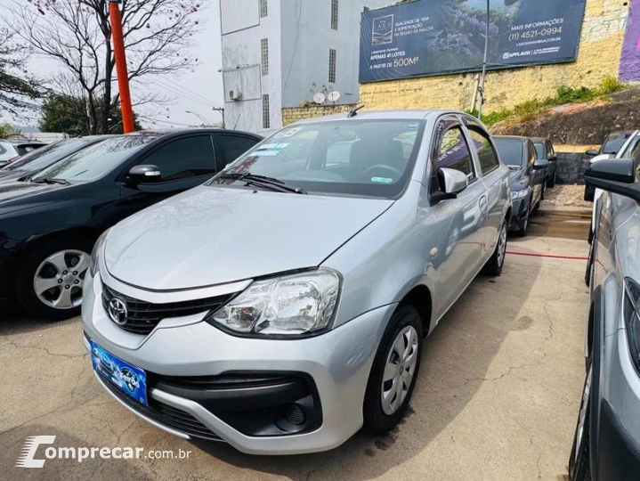 ETIOS HB X 13L MT
