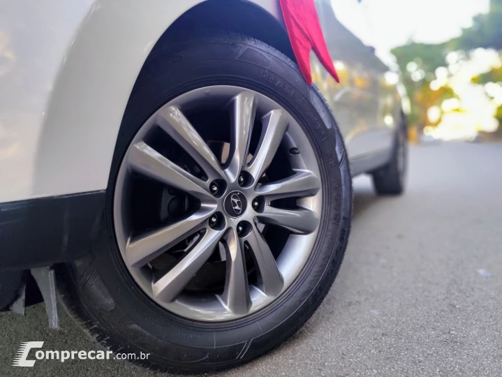 IX35 2.0 MPFI XLS 4X2 16V GASOLINA 4P AUTOMÁTICO