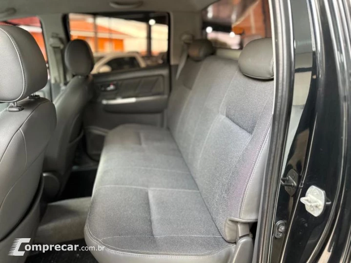 HILUX CD4X4 SRV
