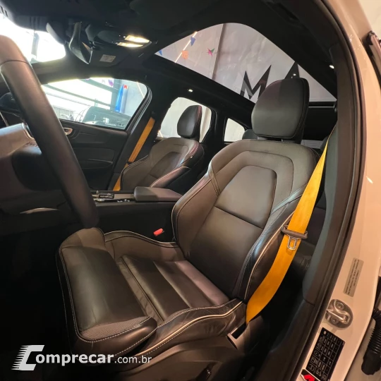 XC 60 T-8 Pol. Eng. 2.0 AWD (Híbrido)