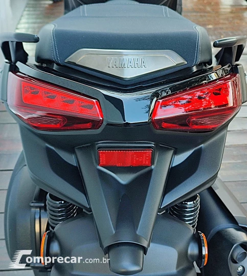 YAMAHA XMAX 250 CONNECTED ABS