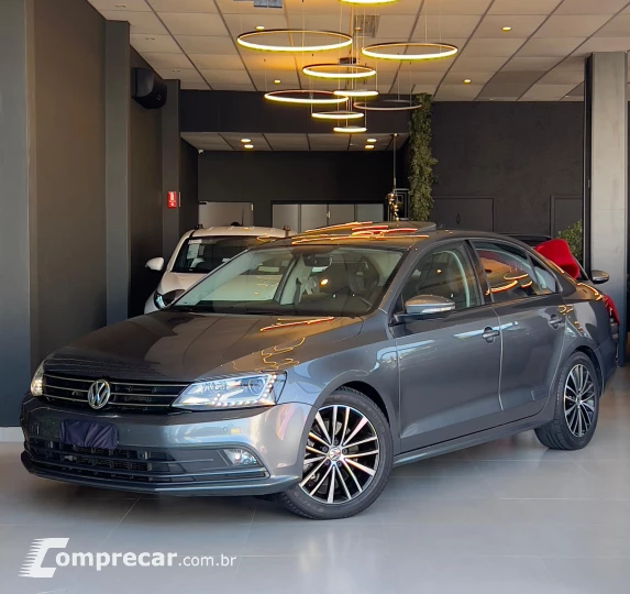 JETTA 2.0 TSI Highline 211cv