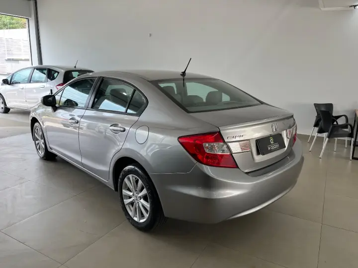 Civic Sed. LXL/ LXL SE 1.8 Flex 16V Aut.