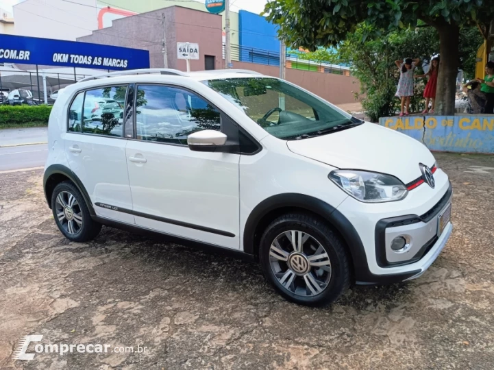 CROSS UP 1.0 TSI 12V