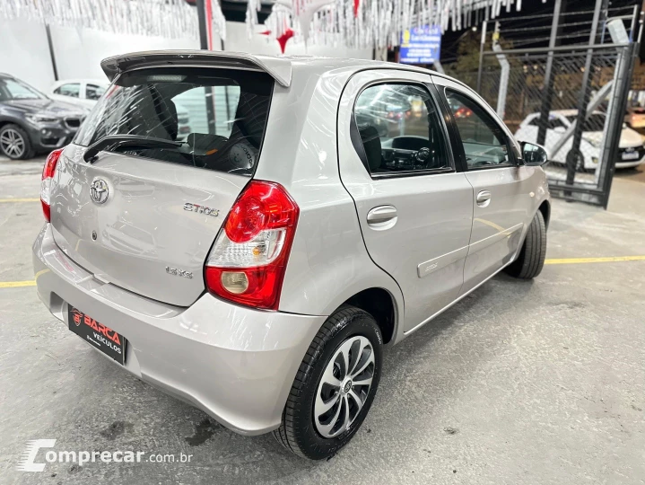 ETIOS 1.5 XS 16V FLEX 4P MANUAL