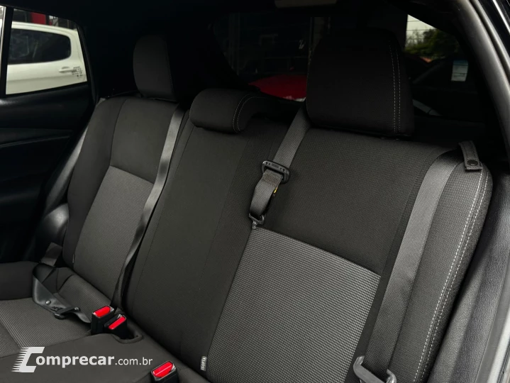 YARIS 1.5 16V XL