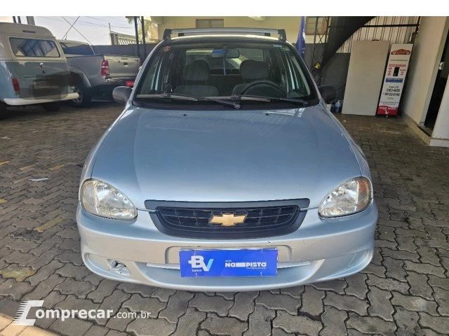 CLASSIC - 1.0 MPFI VHCE 8V 4P MANUAL