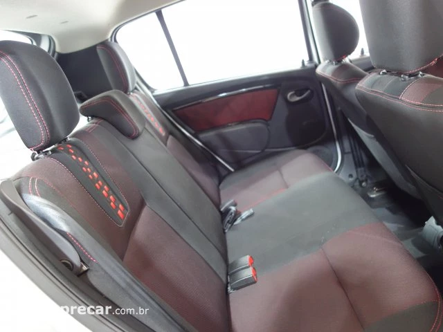 SANDERO - 1.6 STEPWAY 16V 4P AUTOMÁTICO