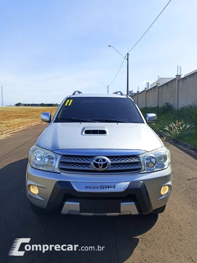 HILUX SW4 3.0 SRV 4X4 7 Lugares 16V Turbo Intercooler