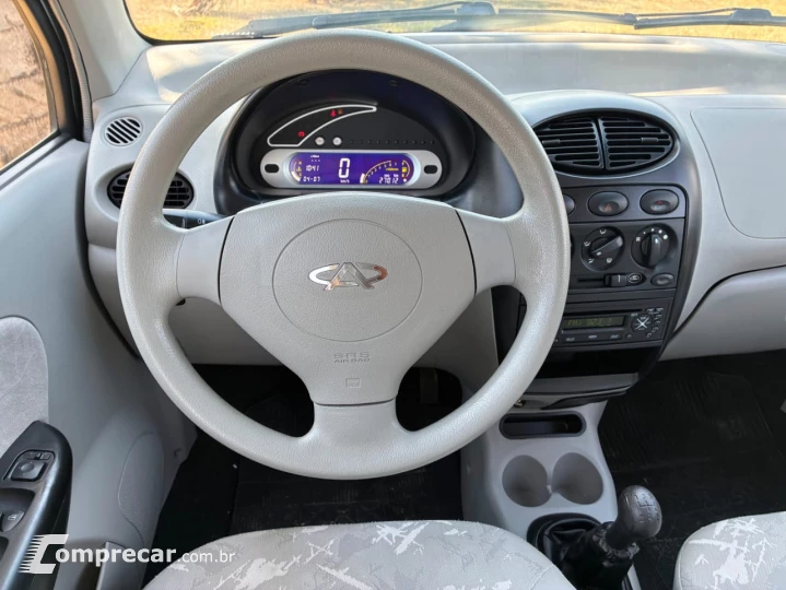 QQ 1.1 MPFI 16V