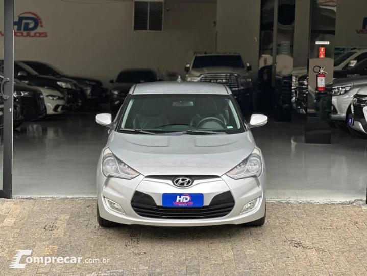 VELOSTER