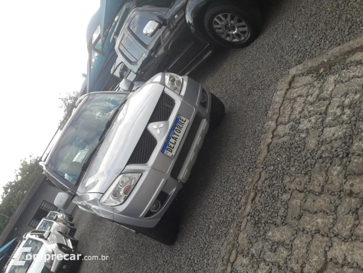 Pajero TR4 2.0 16V 4P 4X4 FLEX AUTOMÁTICO