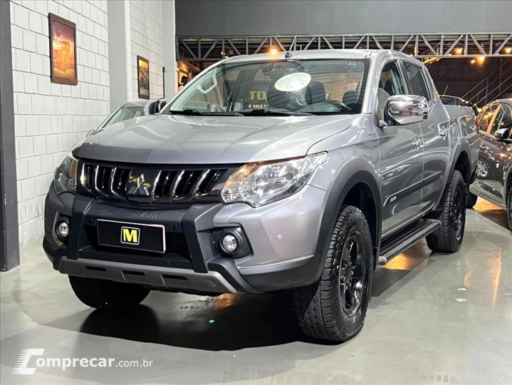 L200 TRITON 2.4 16V TURBO DIESEL OUTDOOR HPE-S CD