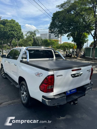 HILUX 2.8 D-4d Turbo CD SRX 4X4