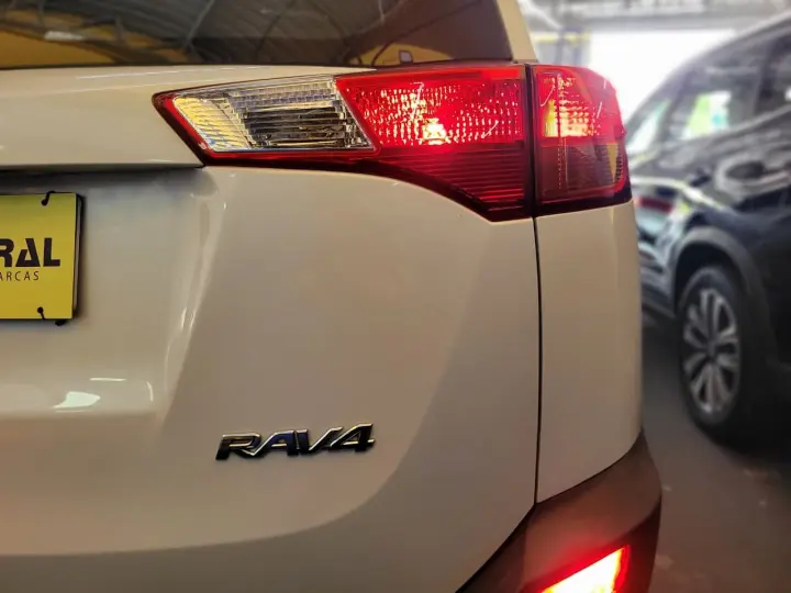 RAV4 2.0 4x2 16V Aut.